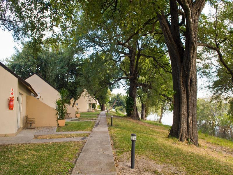 קטימה מולילו Protea Hotel By Marriott Zambezi River Lodge מראה חיצוני תמונה